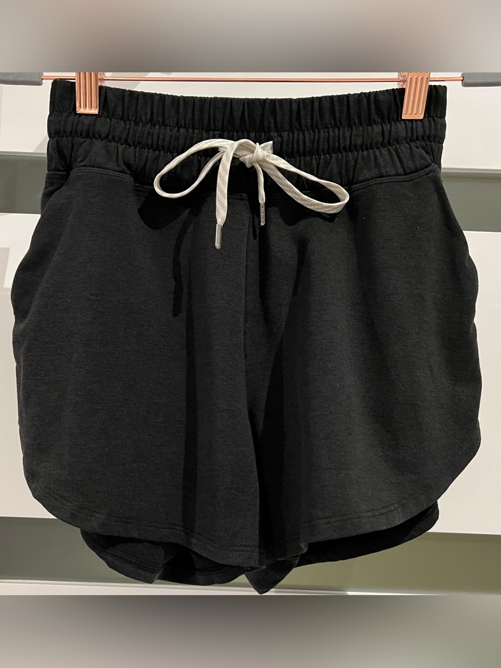 Vuori Halo Performance Shorts 2.0, Heather Black, Small